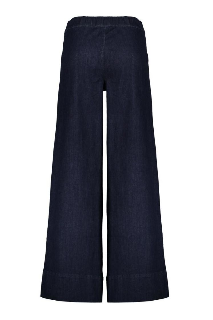  000880 dark blu