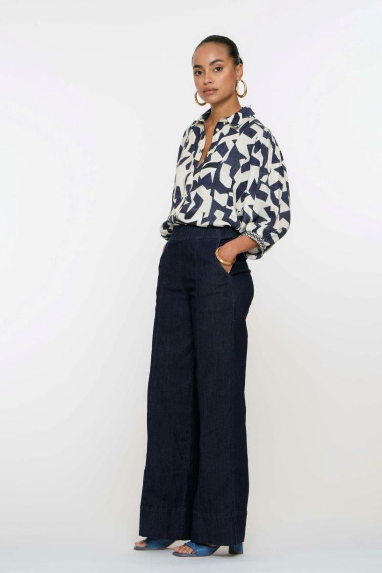  000880 dark blu