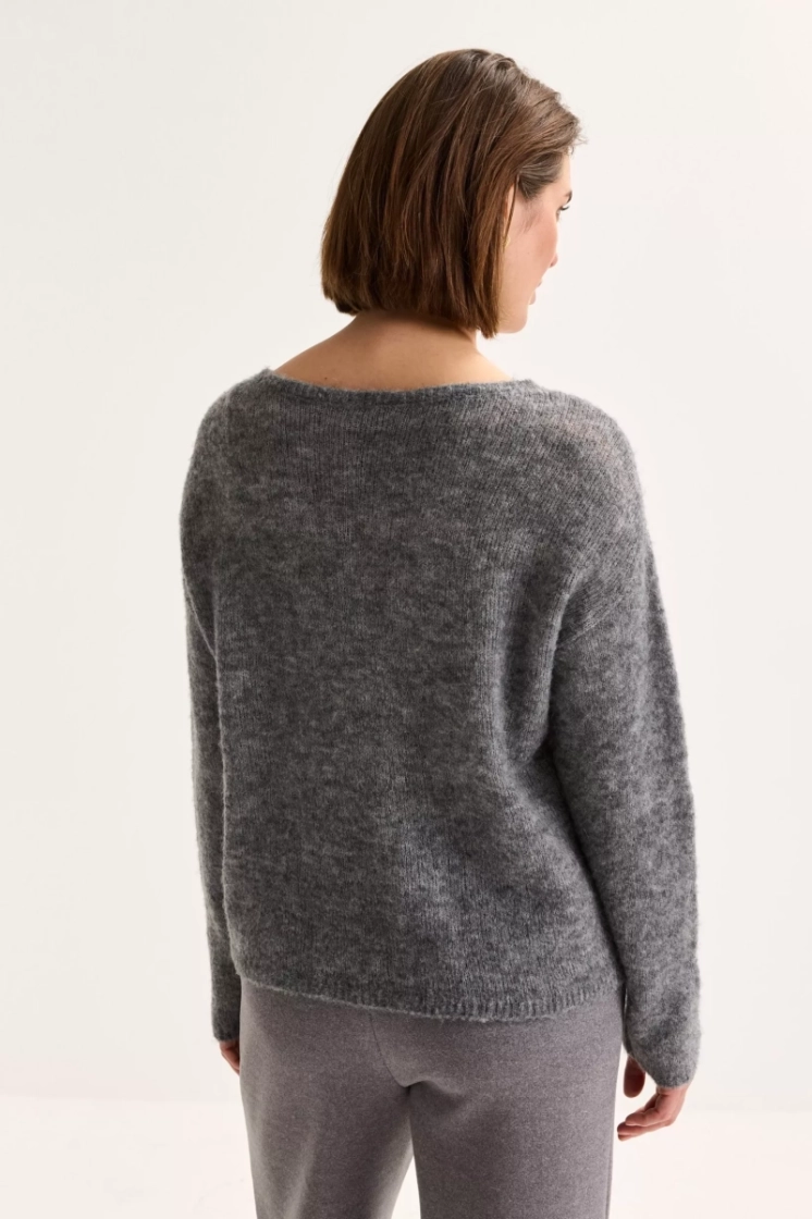 139 MID GREY CH