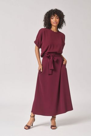  037 burgundy