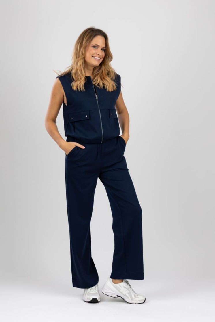  navy blazer