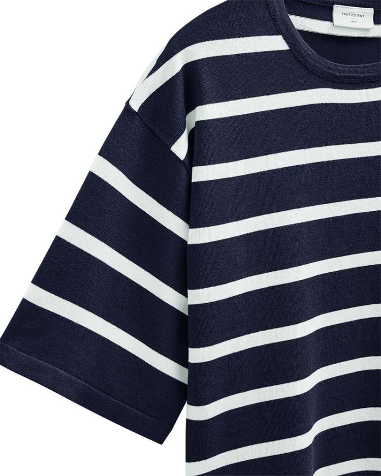  navy blazer w. 