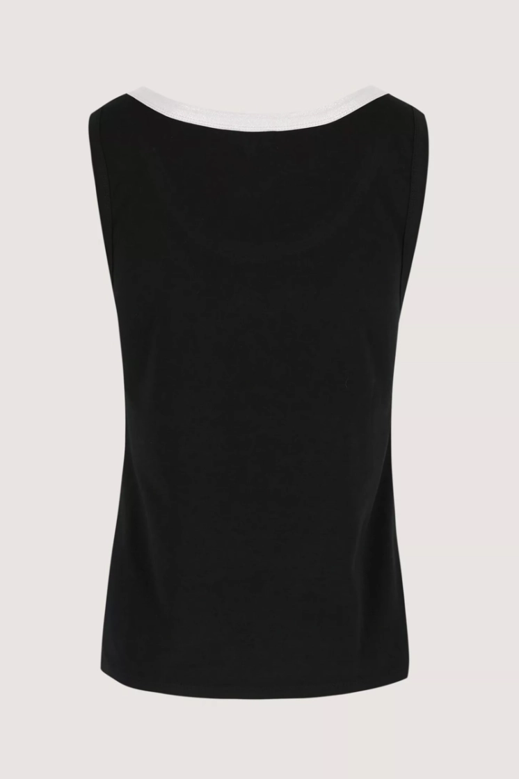  010 BLACK BEAUT