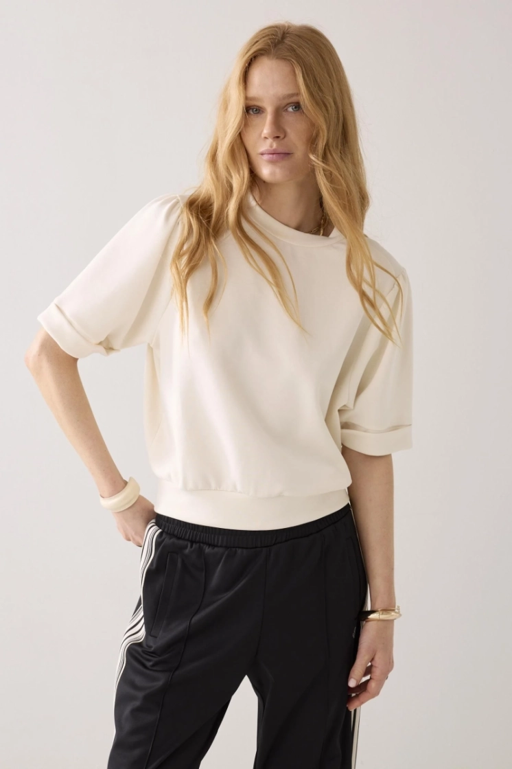  122 ivory