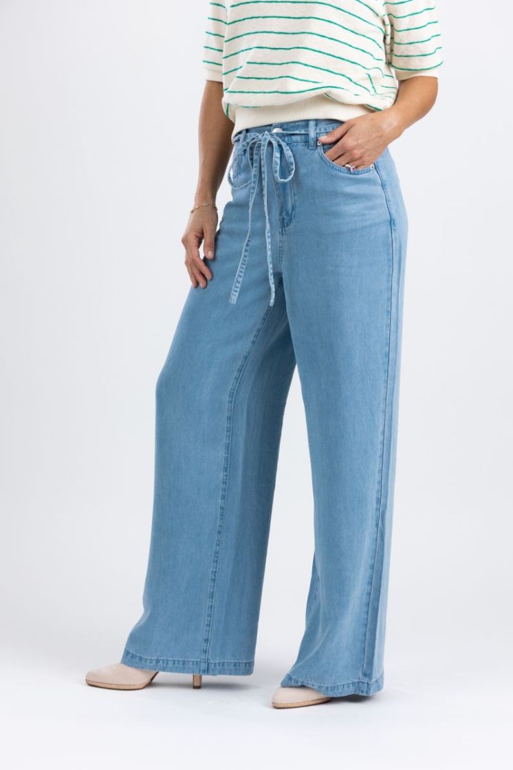  66 jeans clair