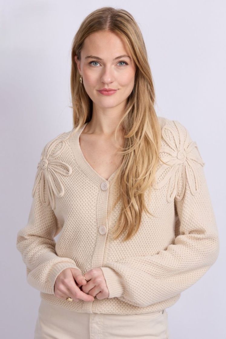  016 wool white