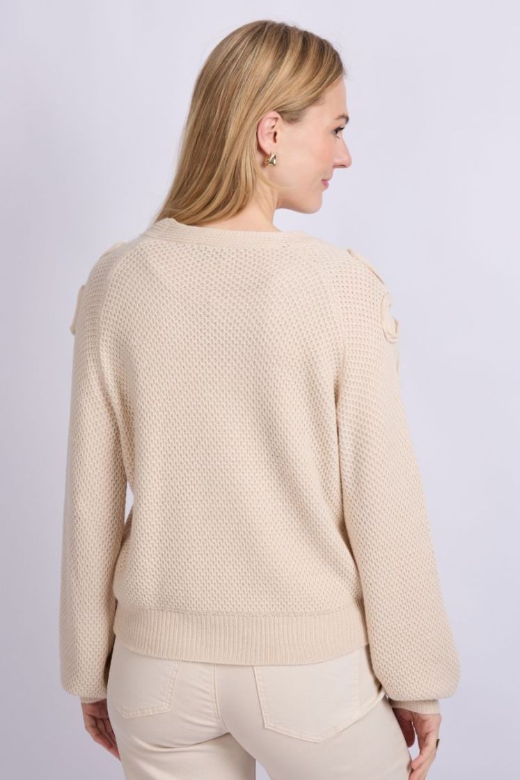  016 wool white