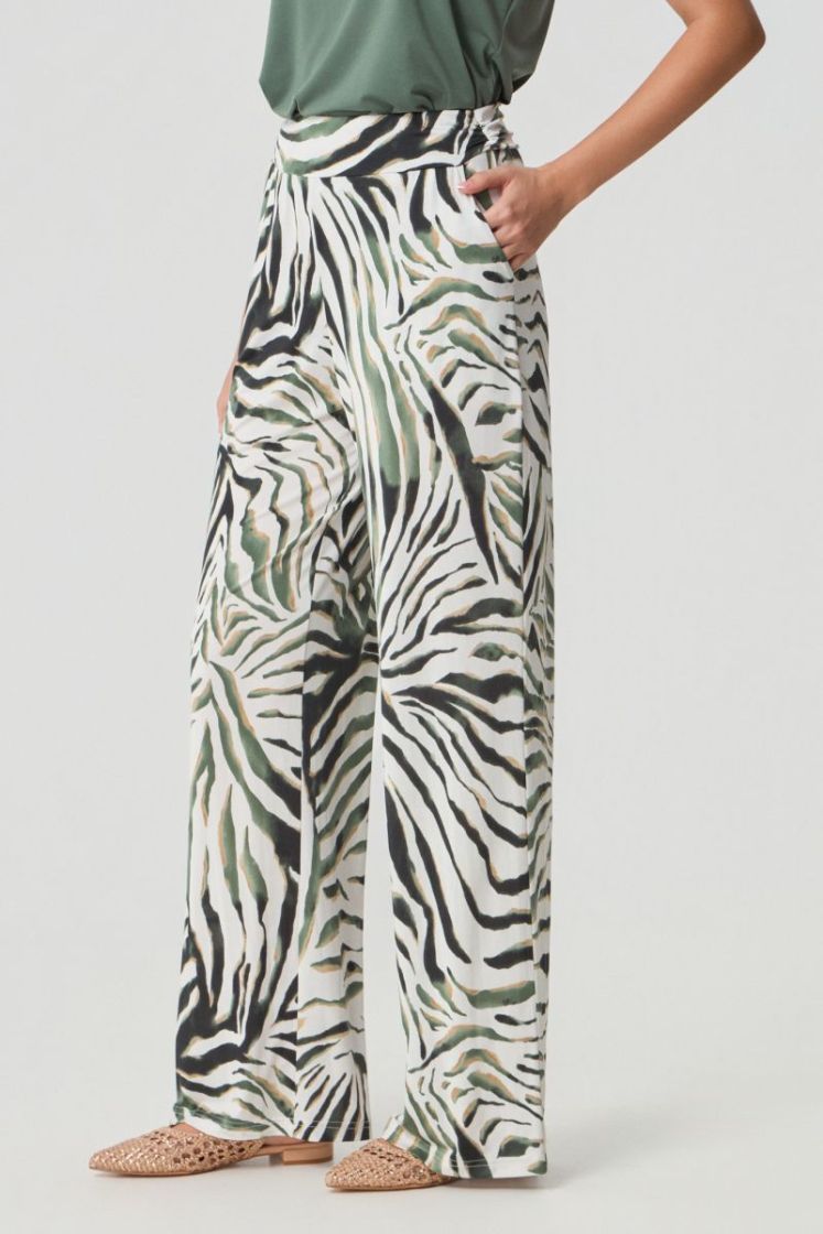  khaki print
