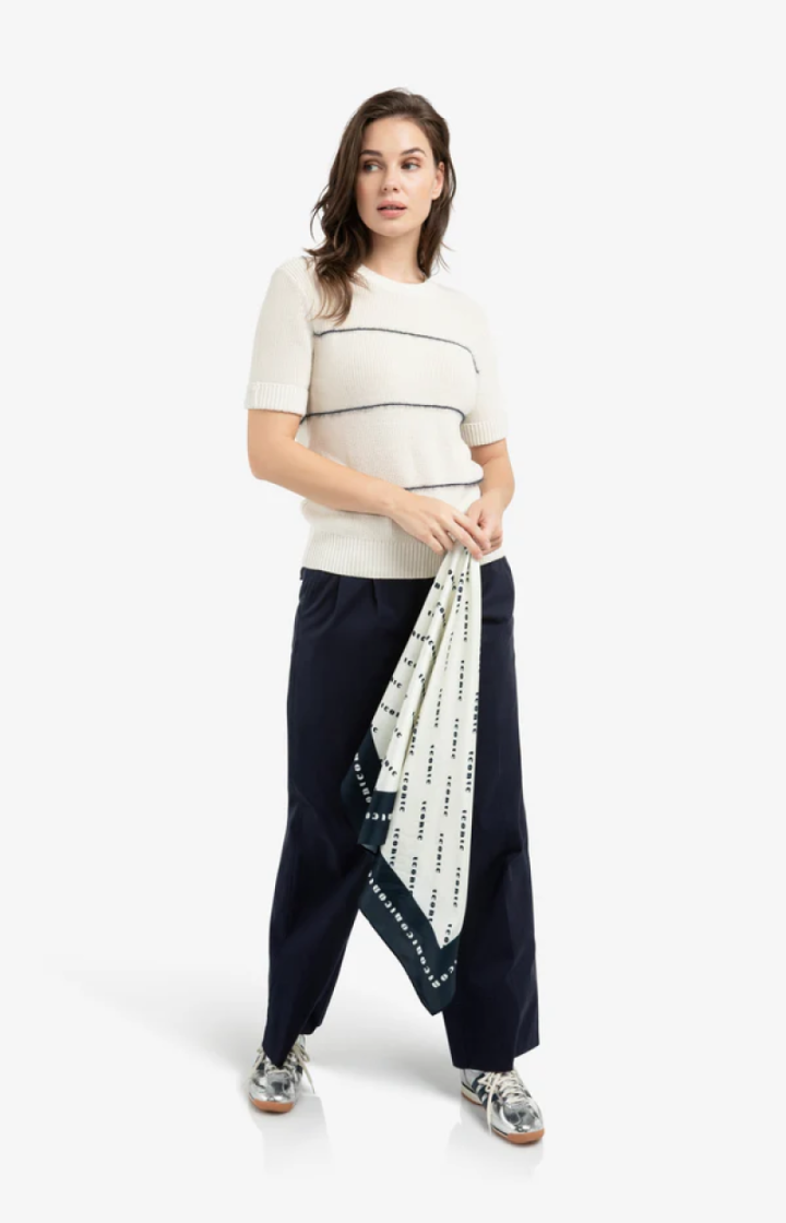  939231 NAVY BLA