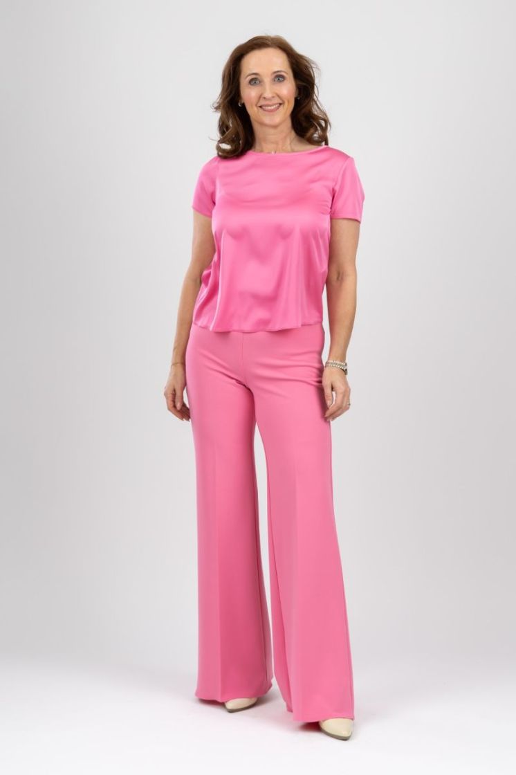 b221 pink