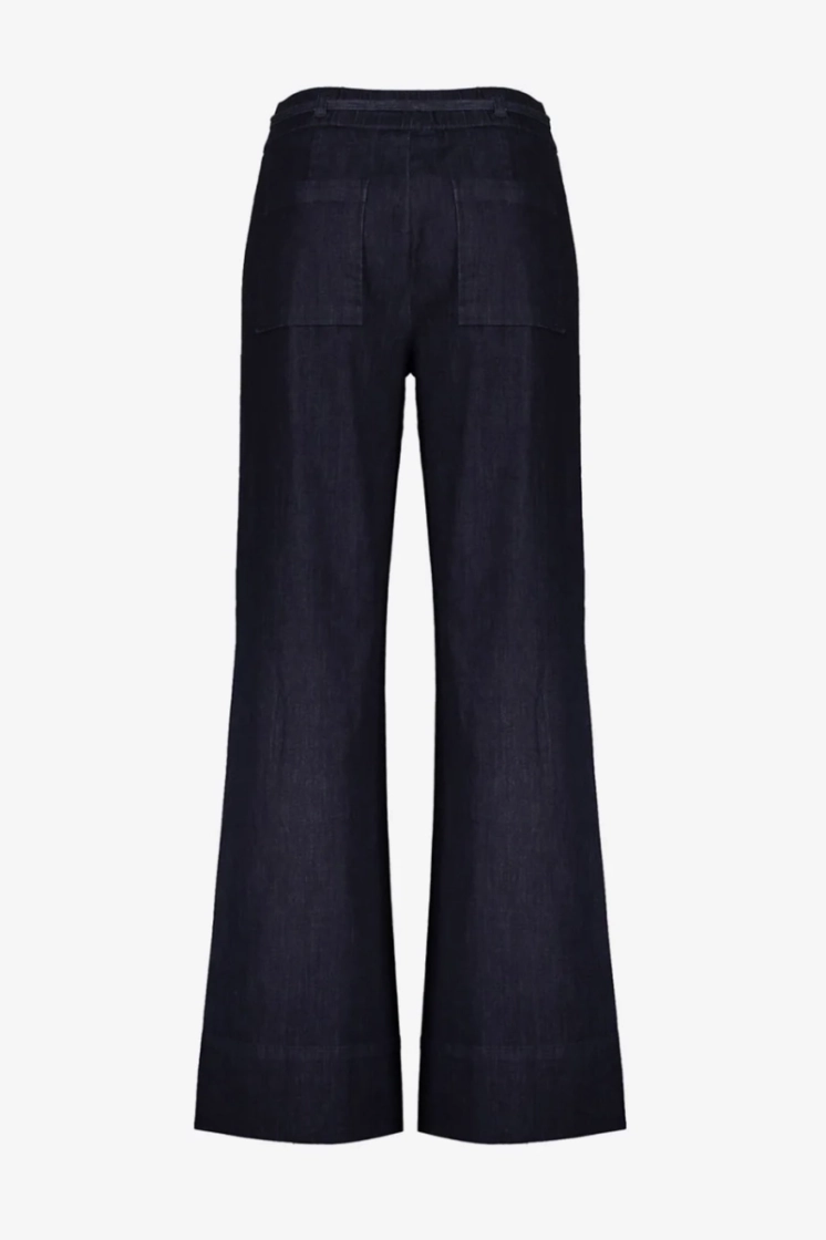  000880 dark blu