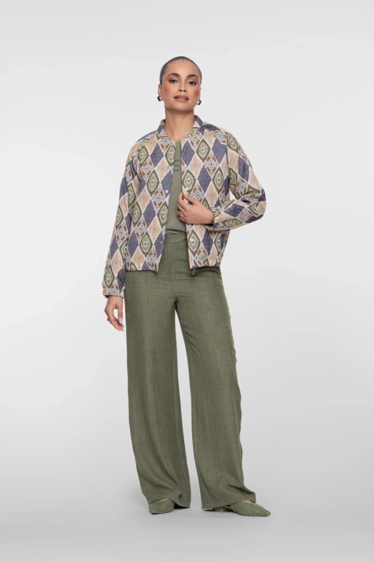  000560 olive