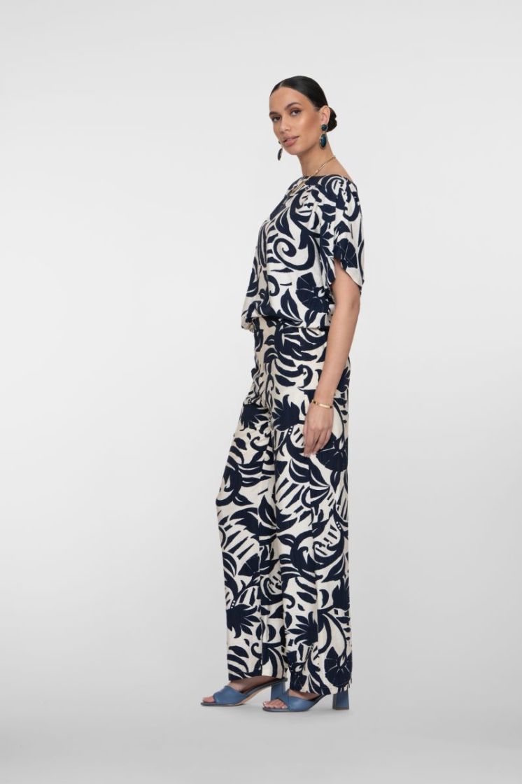  000675 navy