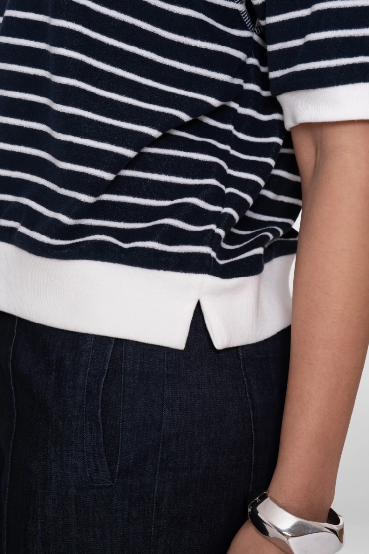  000675 navy