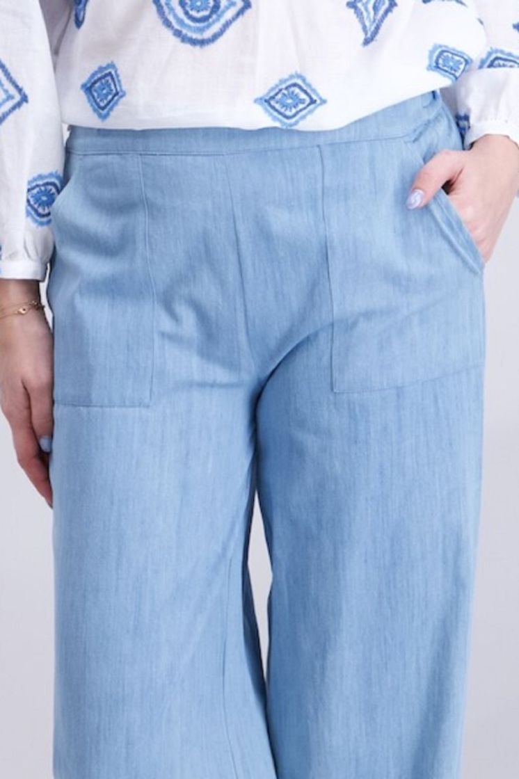  6 light denim
