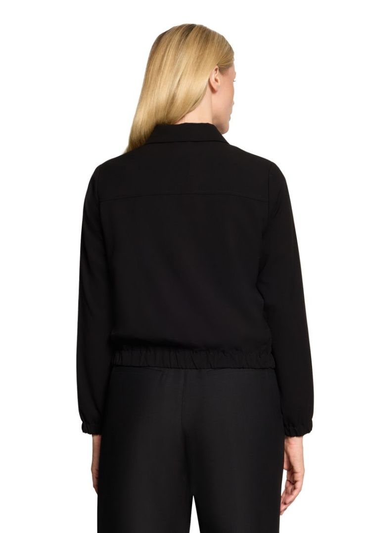 9045 Black