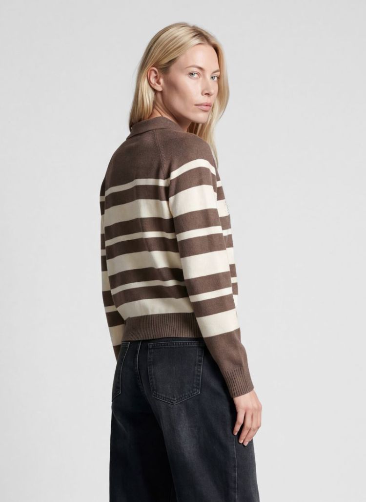  7672 TAUPE