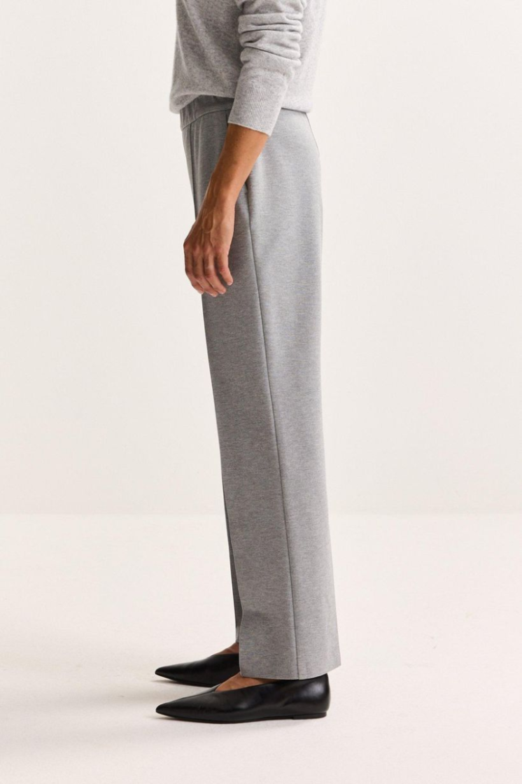 129 LIGHT GREY