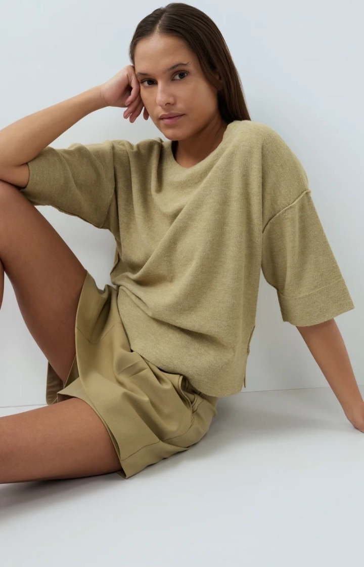  611102 OLIVE GR