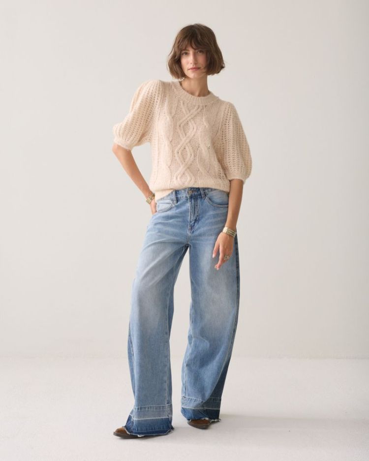  122 ivory