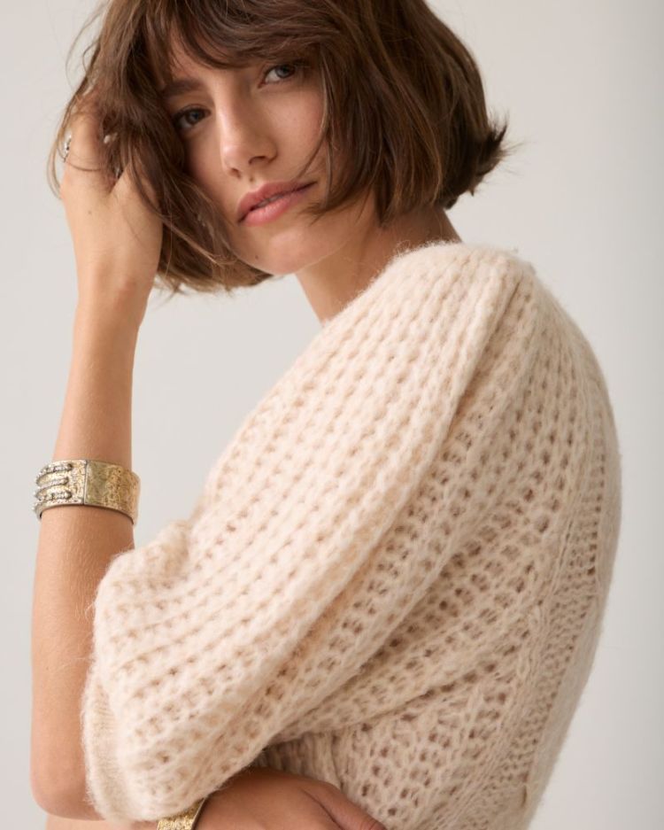  122 ivory