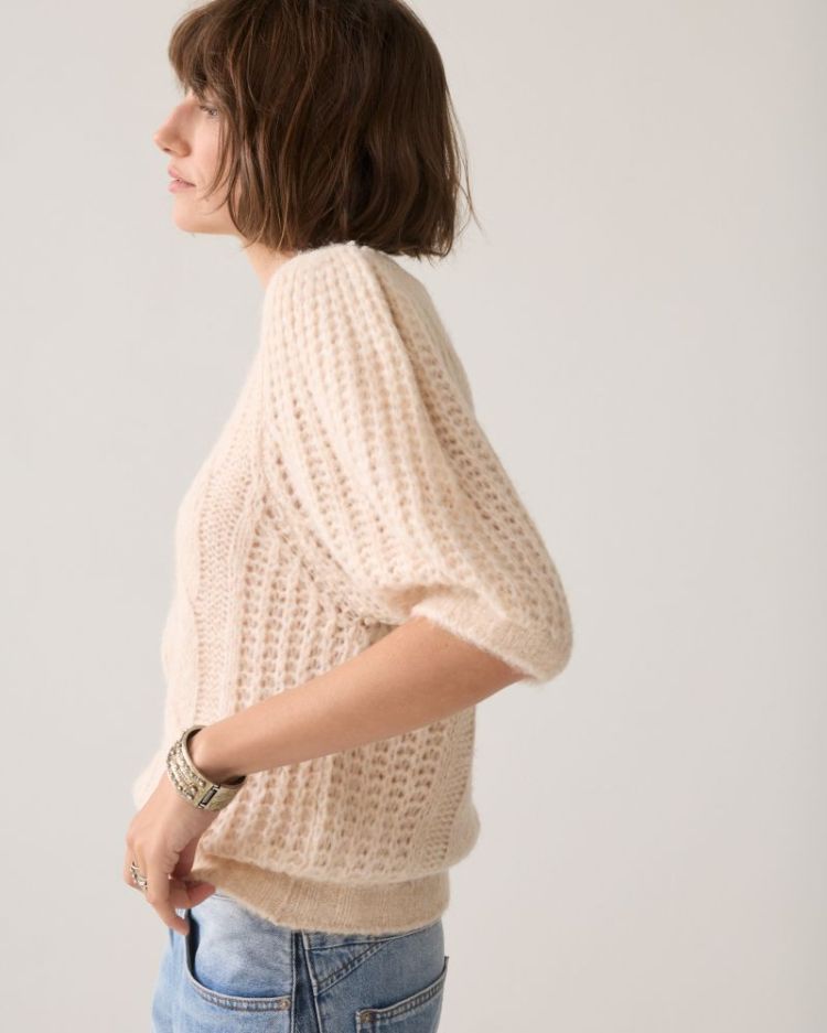  122 ivory