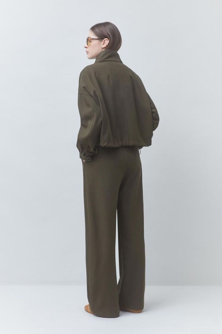  19 kaki