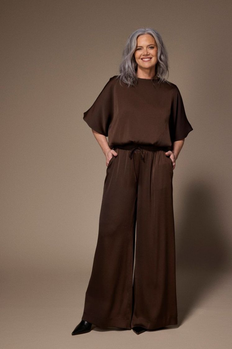  040 brown