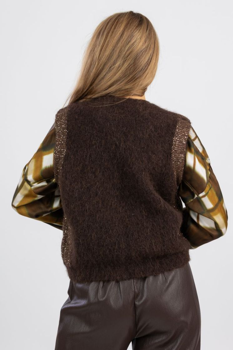  787 deep brown