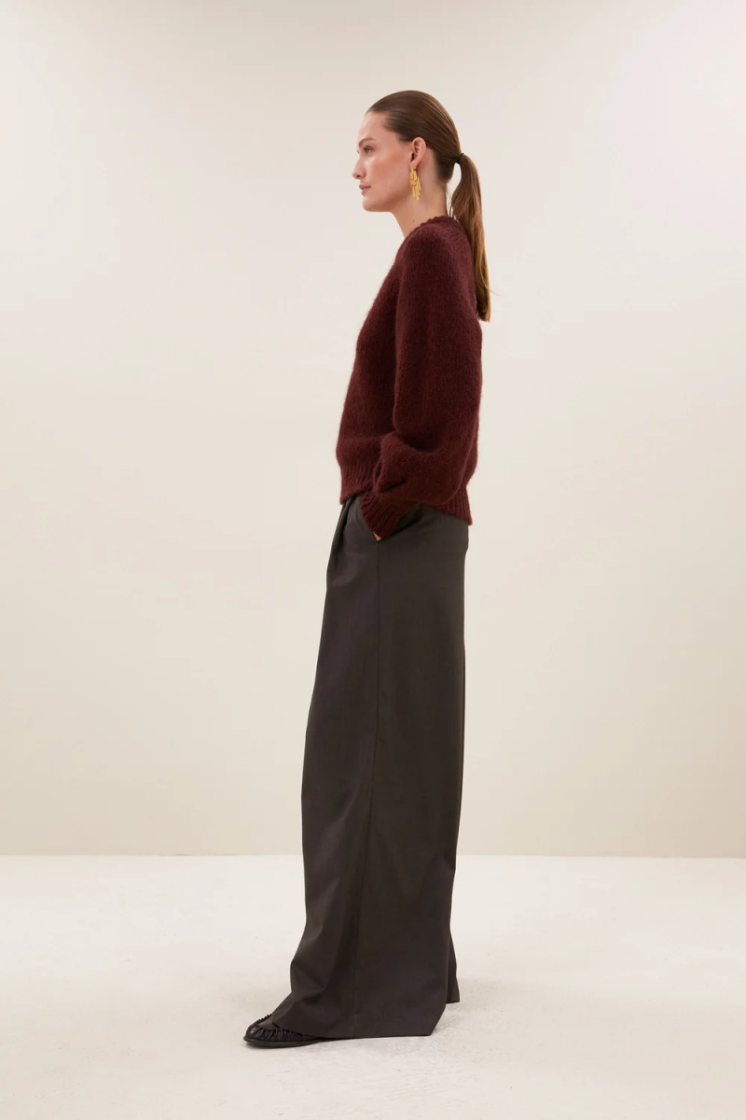  785 dark brown