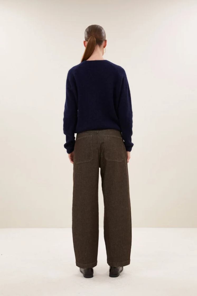  785 dark brown