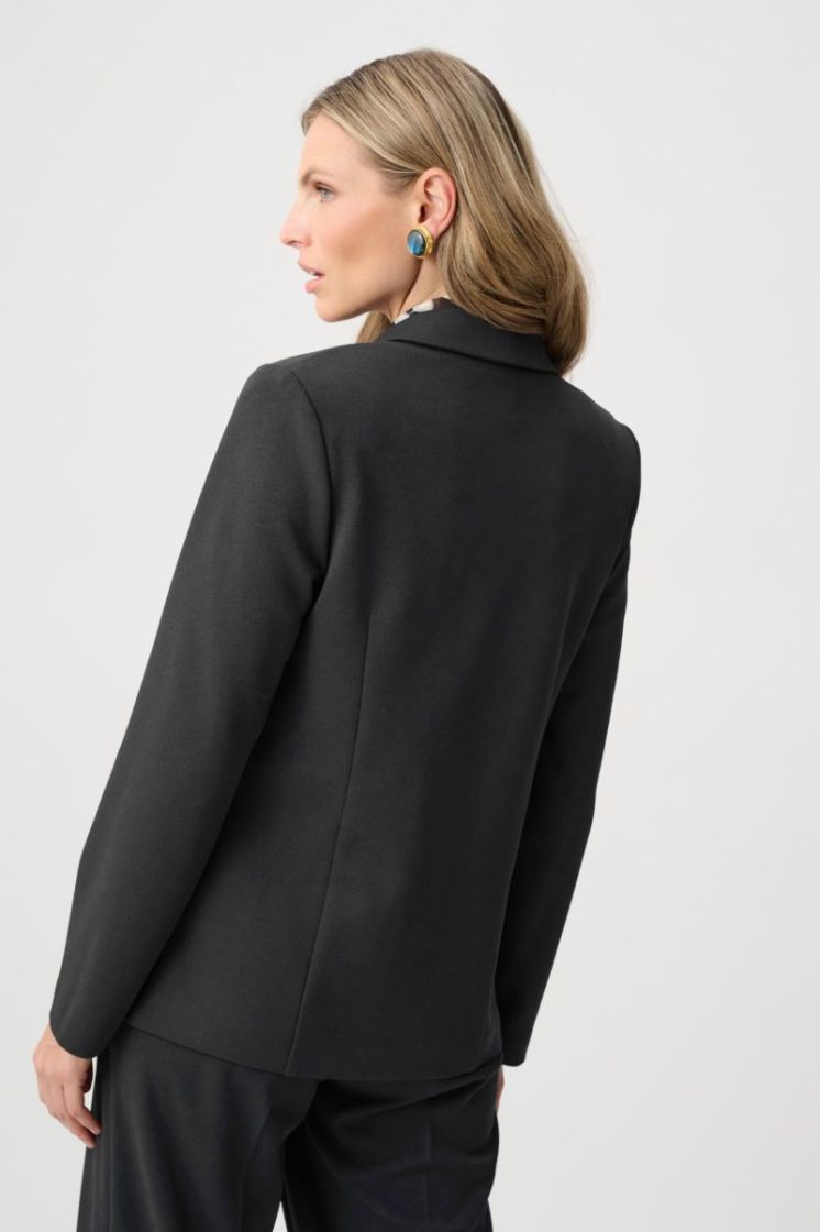  11 black