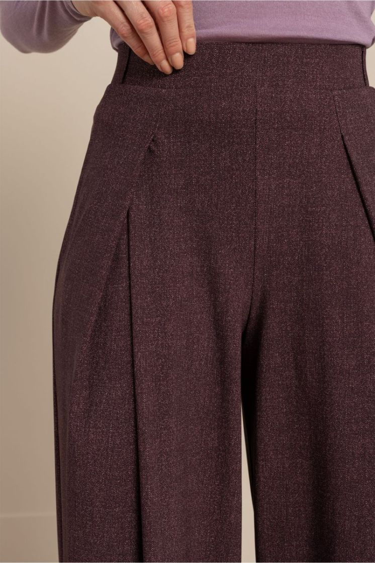 4847 aubergine/