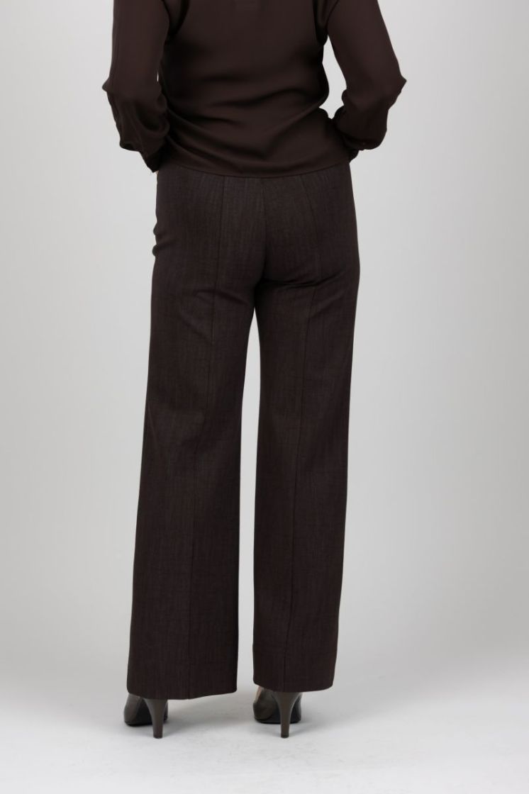 b121 brown