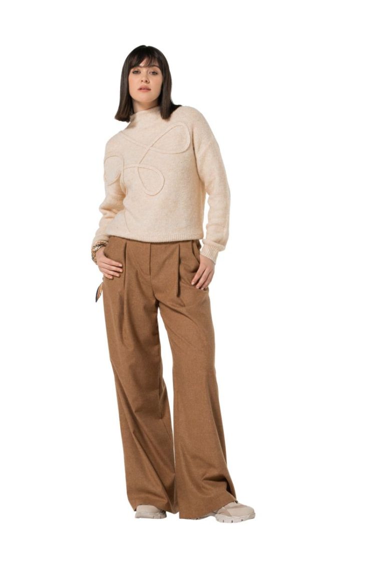 Cozy pull met kabelsteek 93 Cream