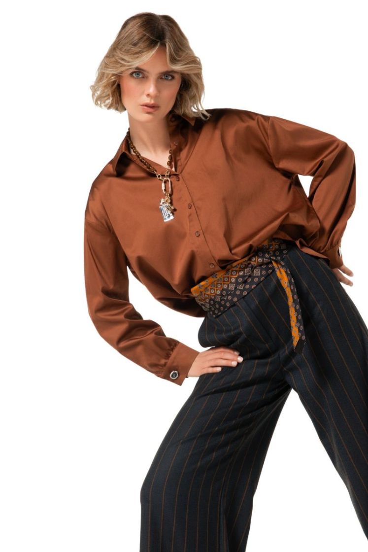 Blouse in shiny katoen 36 Caramello
