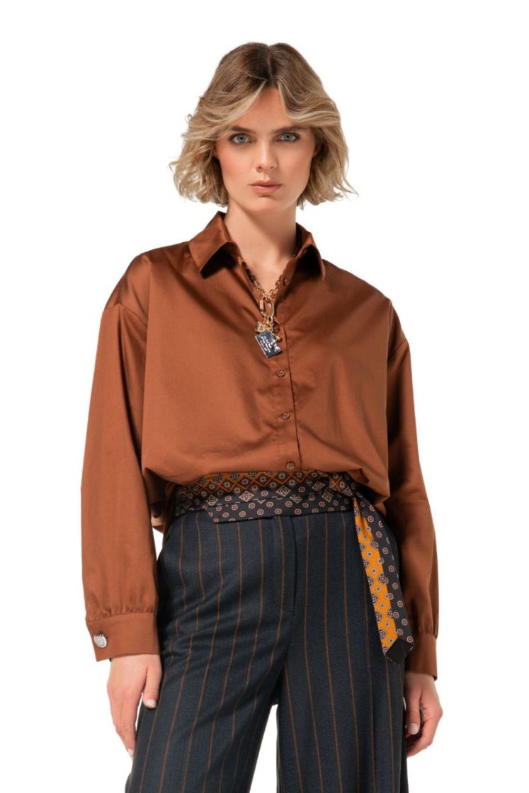 Blouse in shiny katoen 36 Caramello