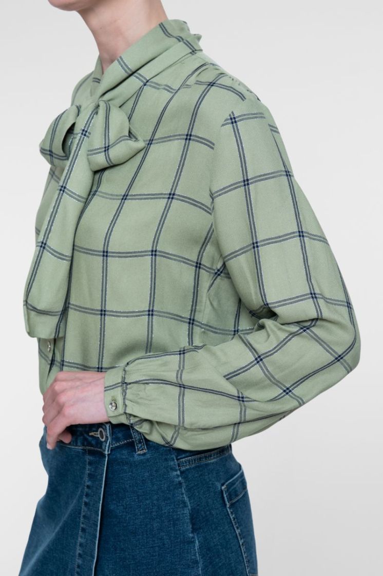  000560 olive