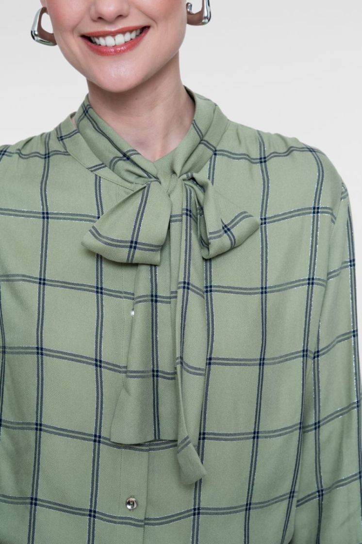  000560 olive