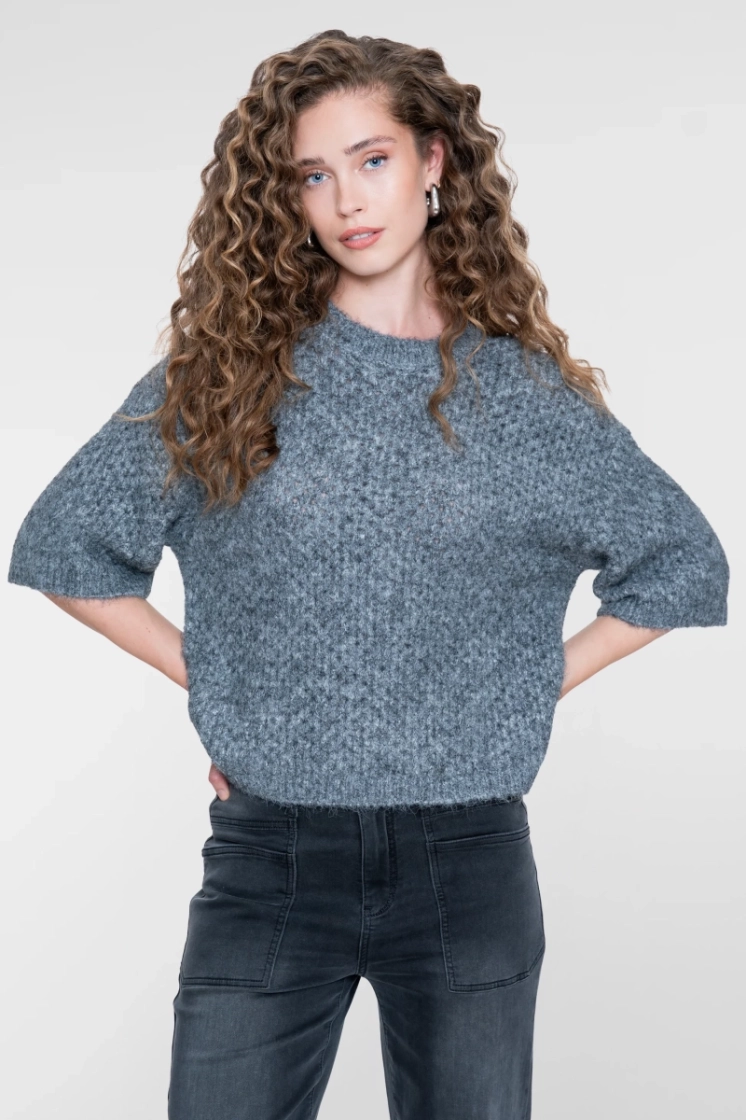  000930 mid grey