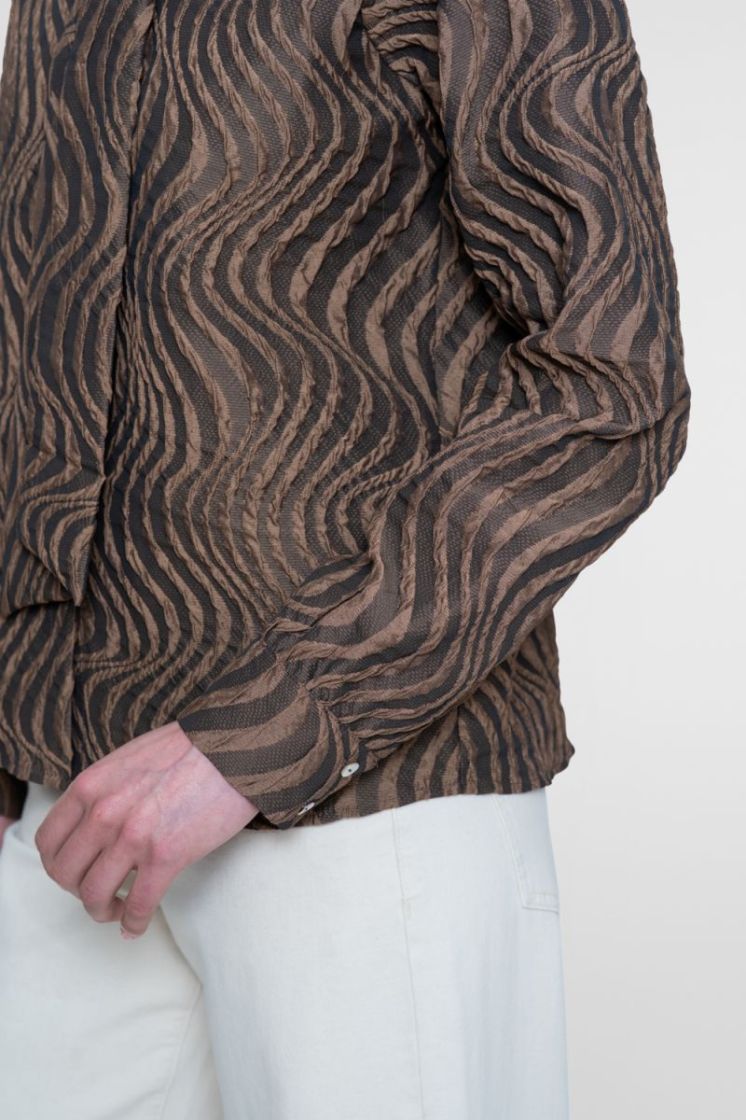  000775 brown