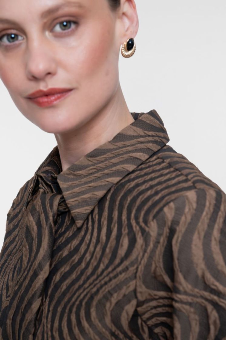  000775 brown