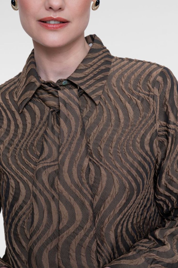  000775 brown