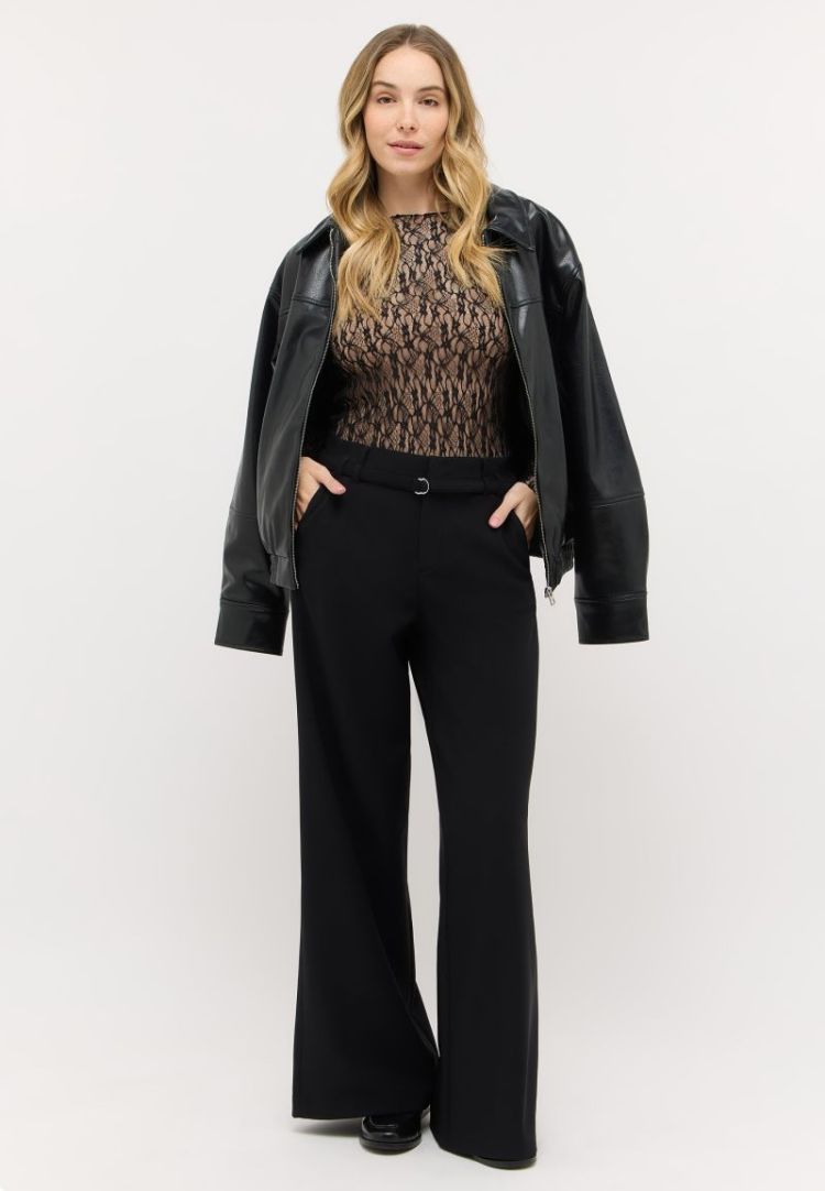 10 black