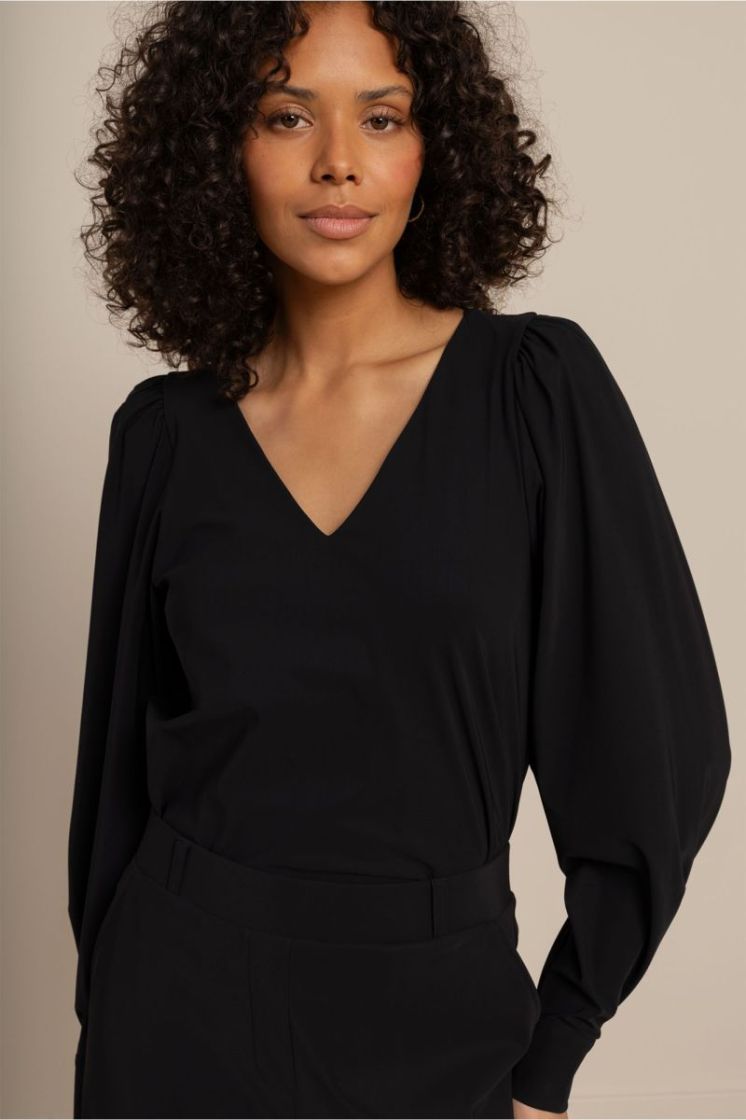  9000 black