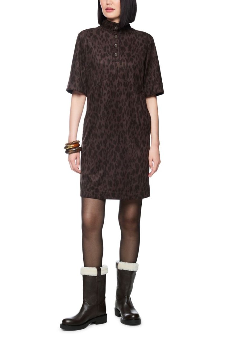 697 seal brown
